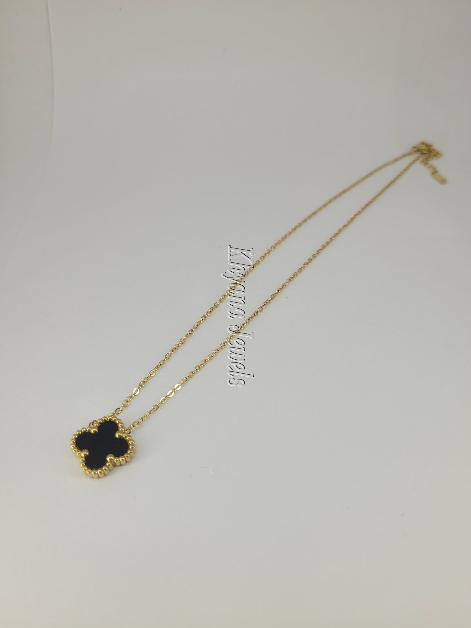 Reversible Clover Necklace – Anti-Tarnish Gold Plated