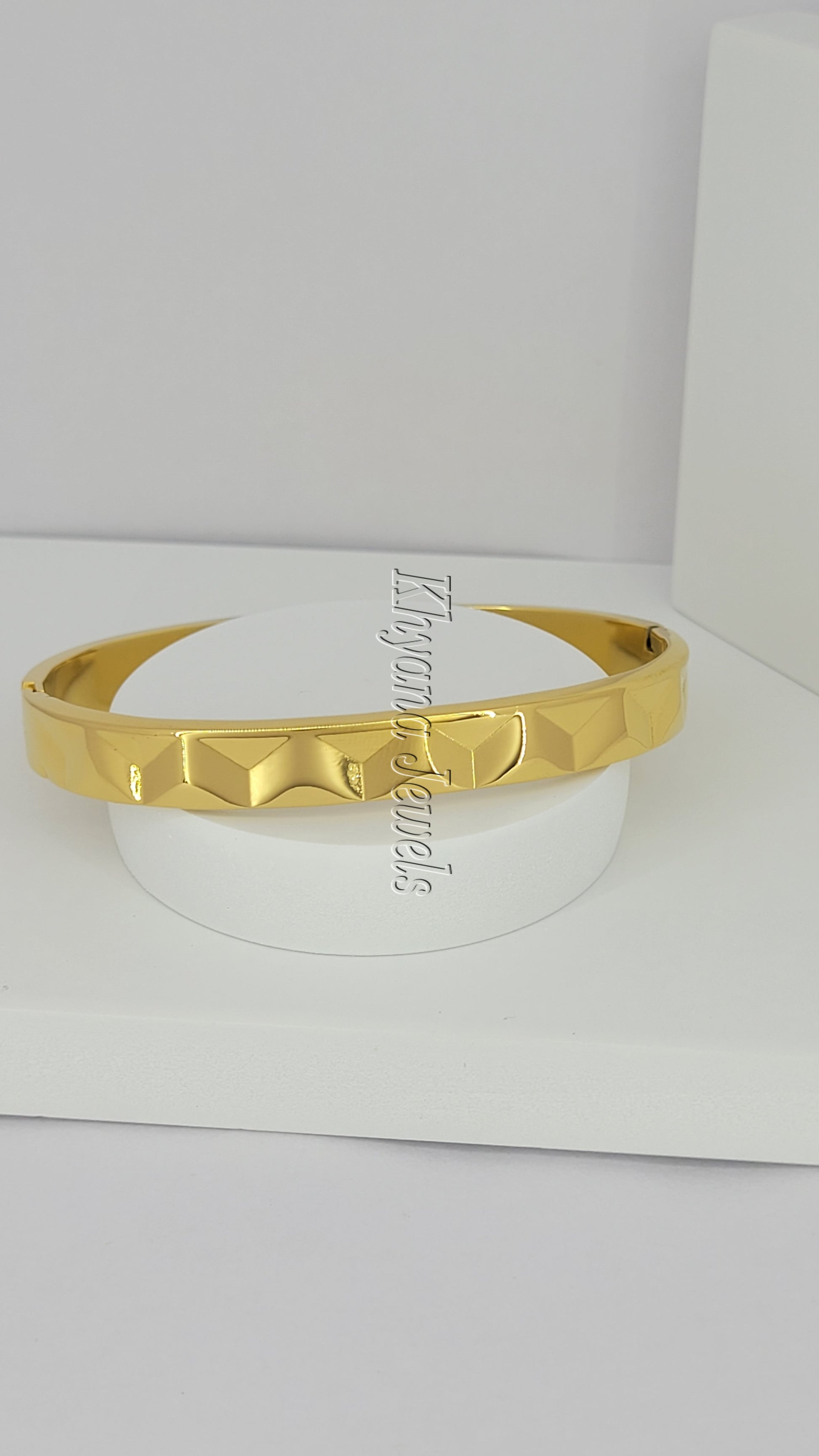 Classic Faceted Gold Plated Bangle Bracelet