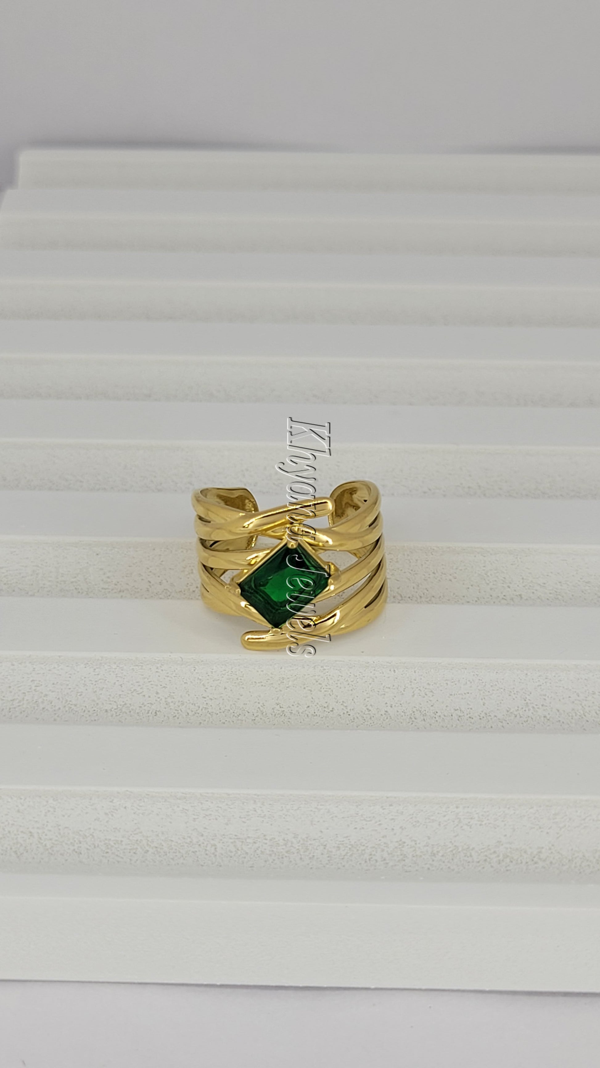 Luxurious Anti-Tarnish Gold Plated Green Crystal Ring