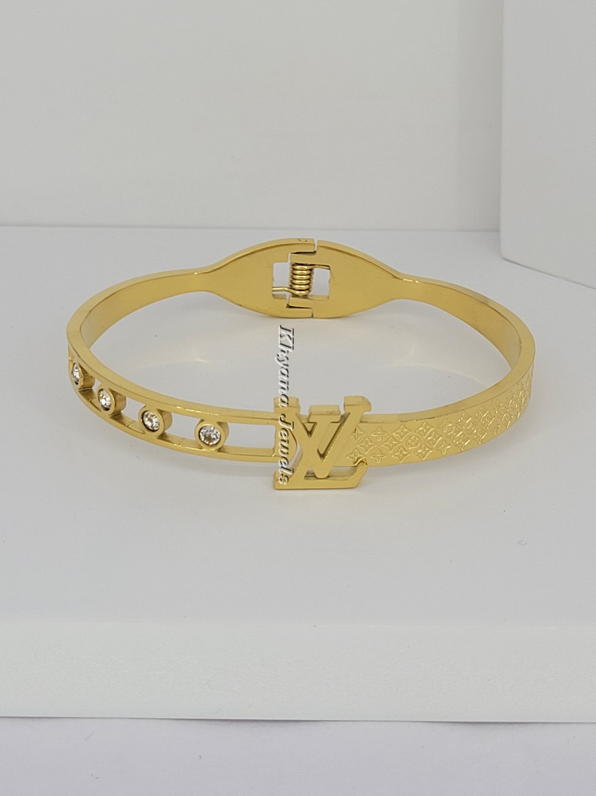 Textured Luxe Screw-Lock Bangle Bracelet