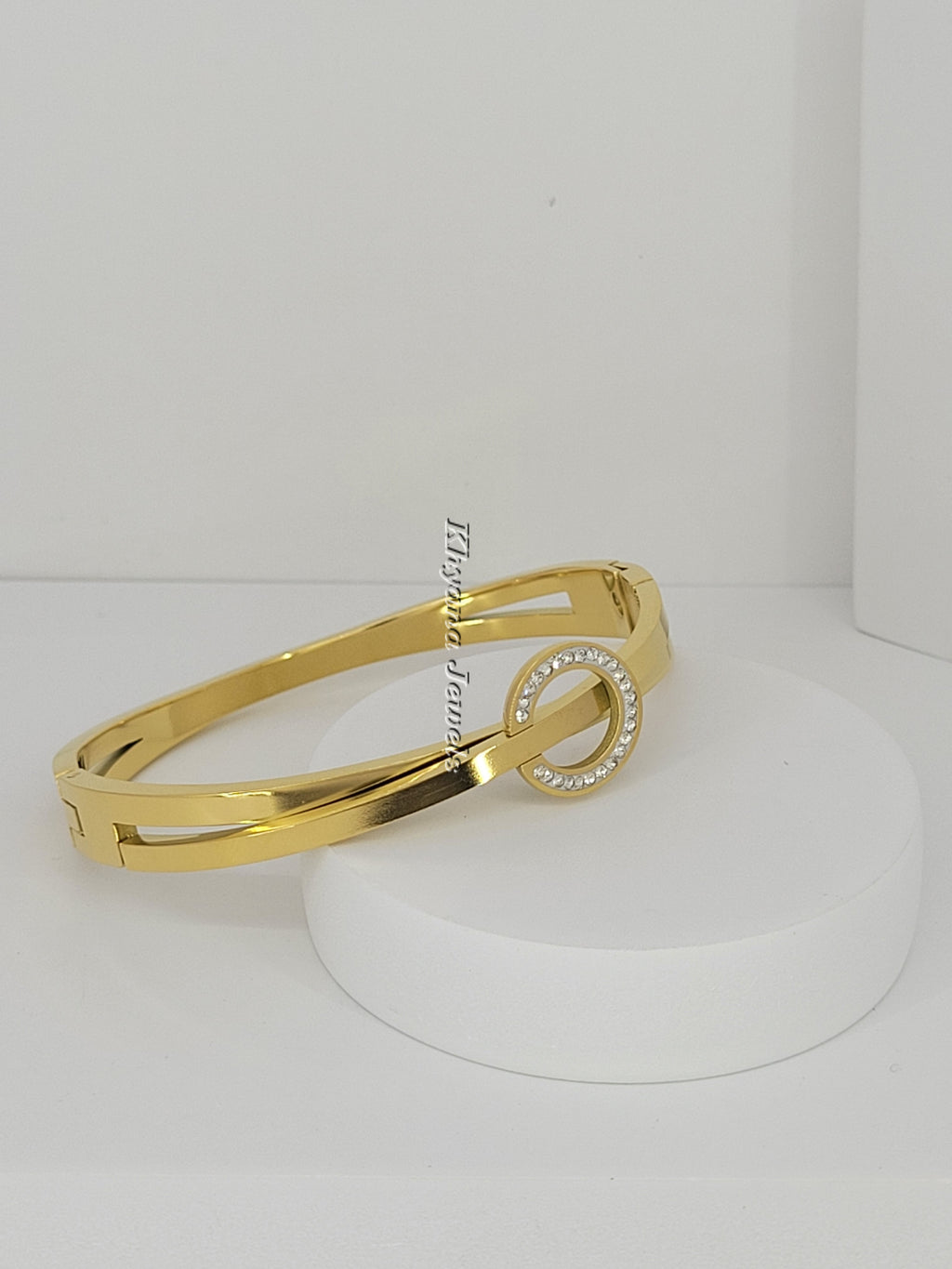 Sleek Crystal Circle Accent Bangle Bangle Bracelet