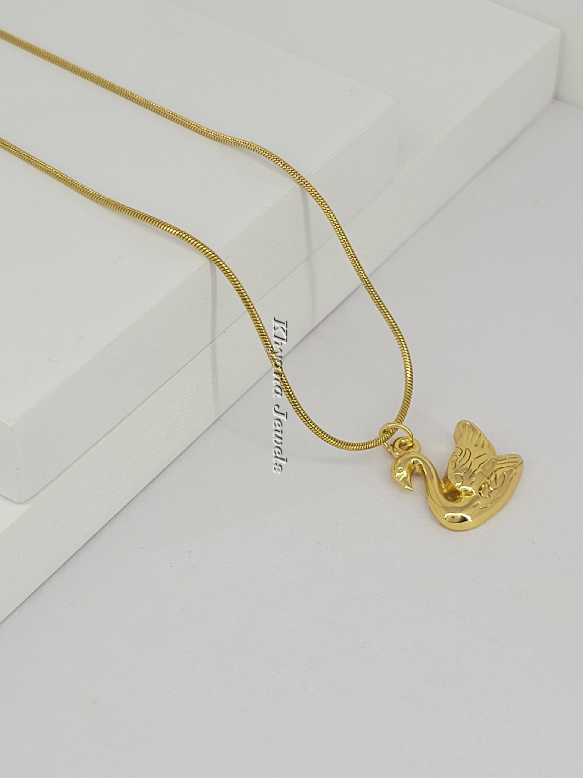Classic Swan Pendant Necklace