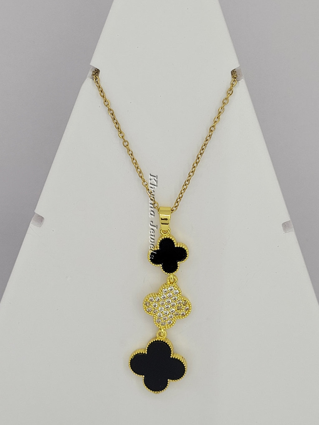 Triple Clover Pendant Necklace