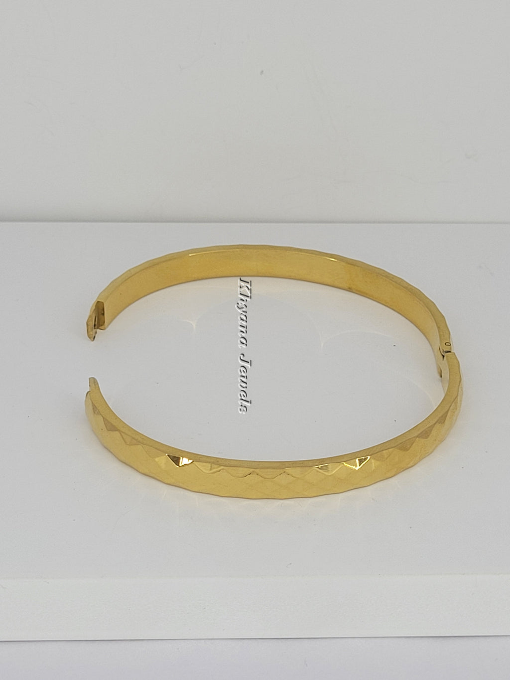 Minimal Textured Bracelet