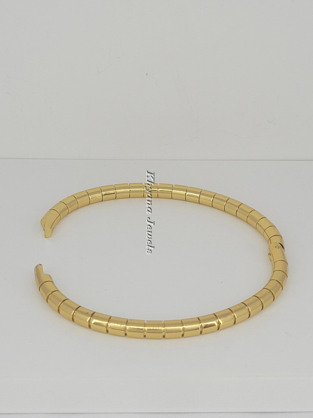 Sleek Segment Flexible Bangle